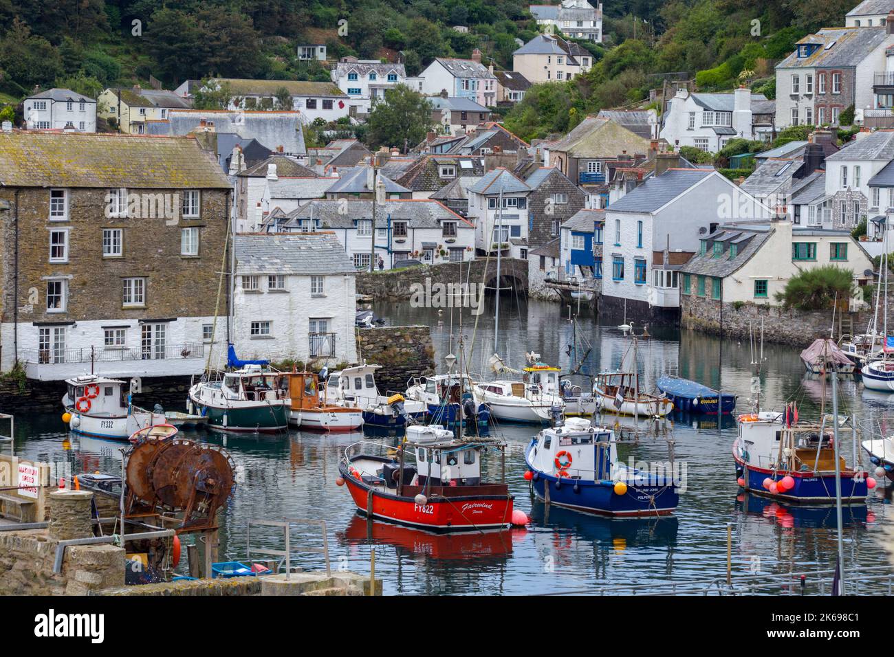 Hafen von Polperro, Fischerdorf, Cornwall Stockfoto