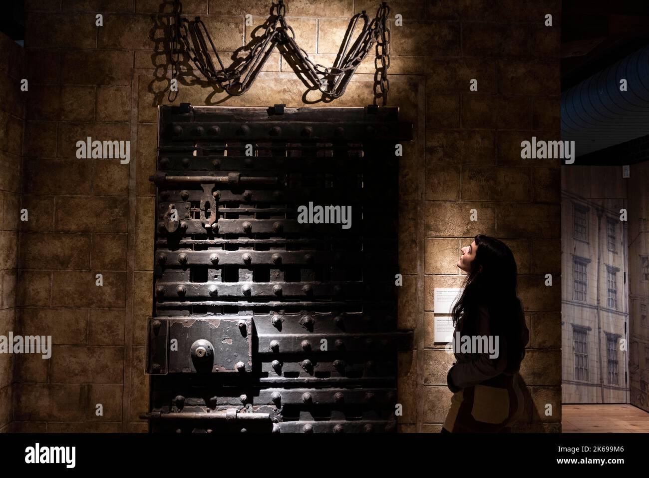 REDAKTIONELLE VERWENDUNG NUR Eine private Ansicht der Hinrichtungsausstellung im Museum of London Docklands, die am Freitag, dem 14. Oktober, eröffnet wurde und die 700-jährige Geschichte der öffentlichen Bestrafung in London erkundet. Bilddatum: Mittwoch, 12. Oktober 2022. Stockfoto