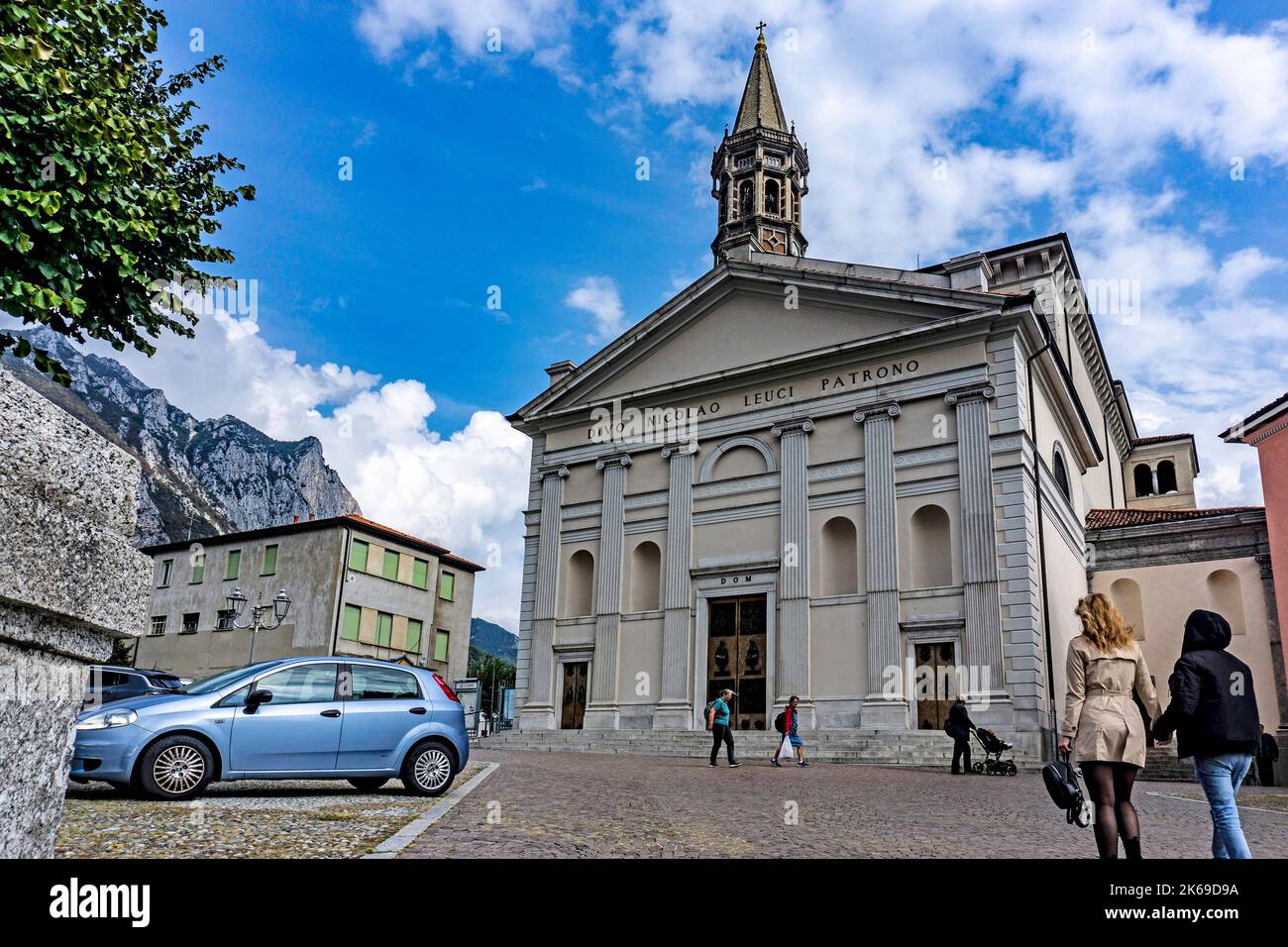 Die Basilika San Nicolò, Lecco, Italien. Dem Heiligen Nikolaus, dem Schutzpatron von Lecco, gewidmet. Stockfoto