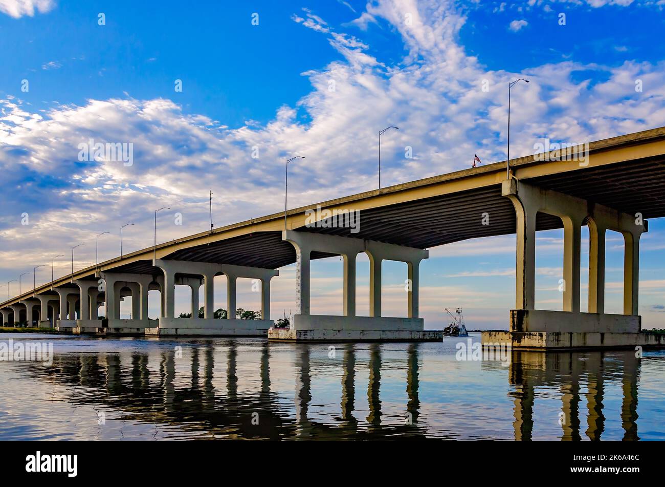 Die Pascagoula River High Rise Bridge ist am 4. Oktober 2022 in