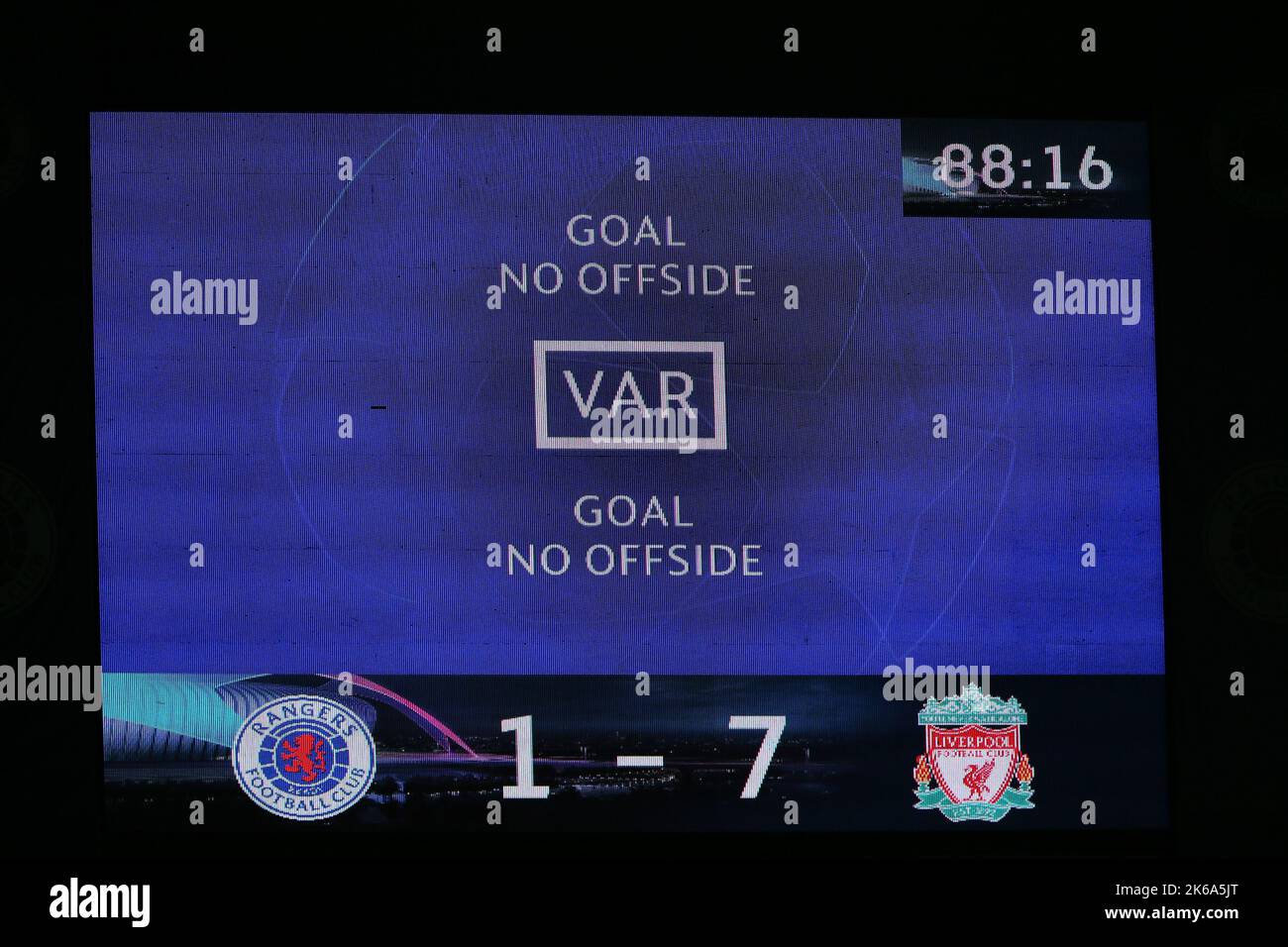 Glasgow, Großbritannien. 12. Oktober 2022. Im zweiten Spiel der Gruppenetappen der Champions League spielen die Rangers FC im Ibrox, dem Heimstadion der Rangers in Glasgow, zwischen diesen beiden Teams den FC Liverpool. Das erste Spiel zwischen diesen beiden Teams in der Champions League, Liverpool gewann 2 - 0. Kredit: Findlay/Alamy Live Nachrichten Stockfoto