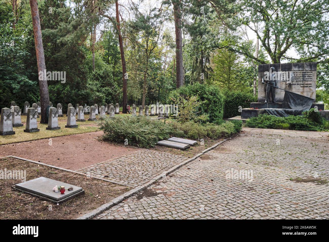 21. August 2022, Dresden, Deutschland. Der Sowjetische Garnisonsfriedhof. Friedhof im Zweiten Weltkrieg. Stockfoto