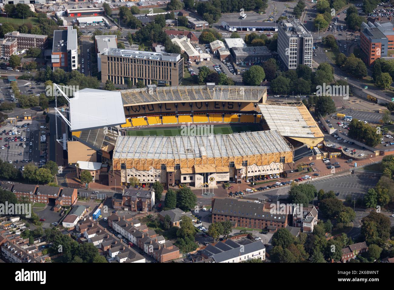 Luftaufnahme des Molineux Stadions, der Heimat von Wolverhampton Wanderers Stockfoto