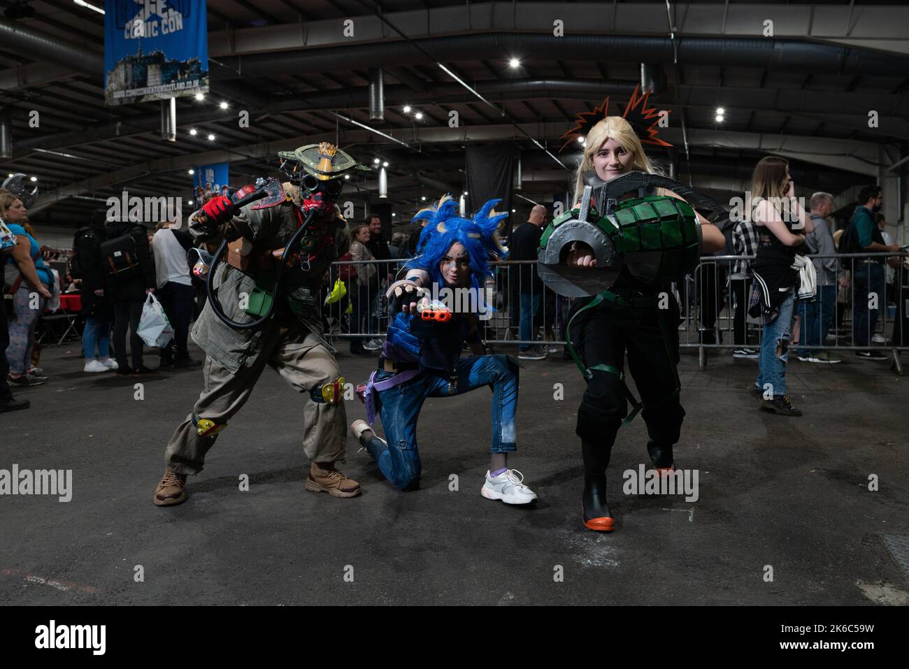 Comic Con Convention im Royal Highland Centre Edinburgh, Schottland 2022. Filmkultur- und Comic-Fans treffen auf prominente Gäste. Stockfoto