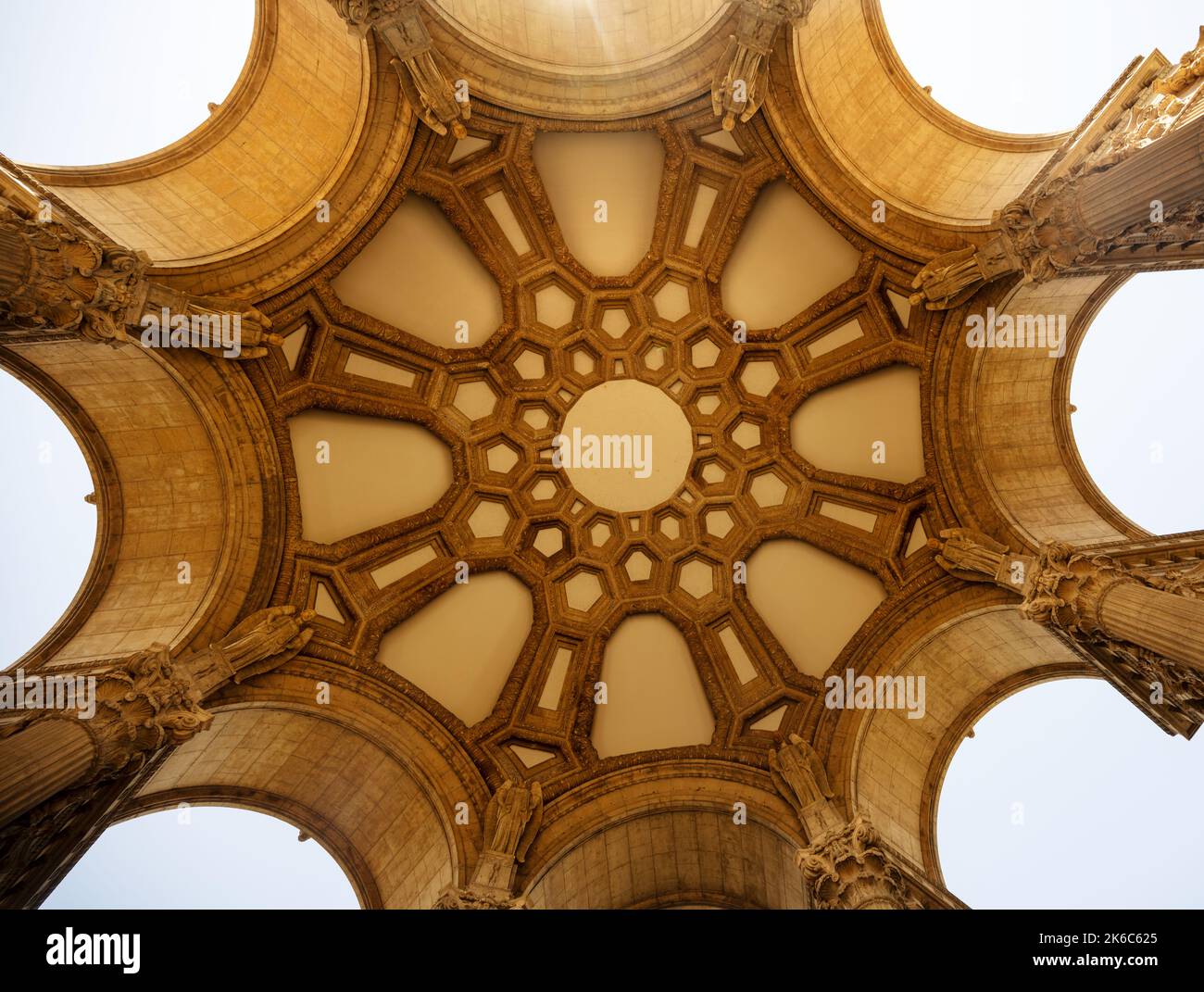 Architektur Detail des Palastes der bildenden Künste, San Francisco, Kalifornien Stockfoto