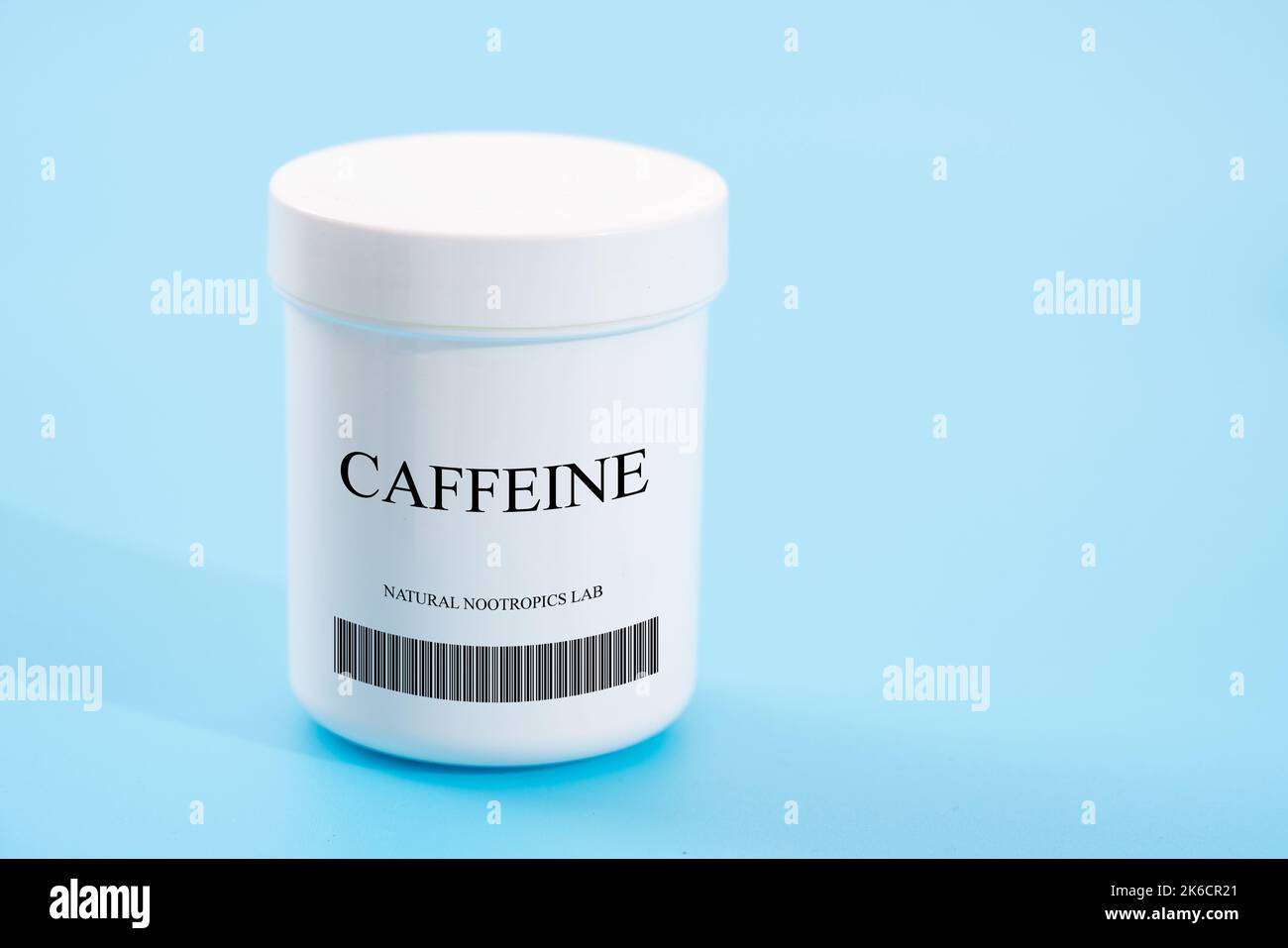 Koffein Es ist ein noototrop Medikament, das die Funktion des Gehirns stimuliert. Gehirnverstärker Stockfoto