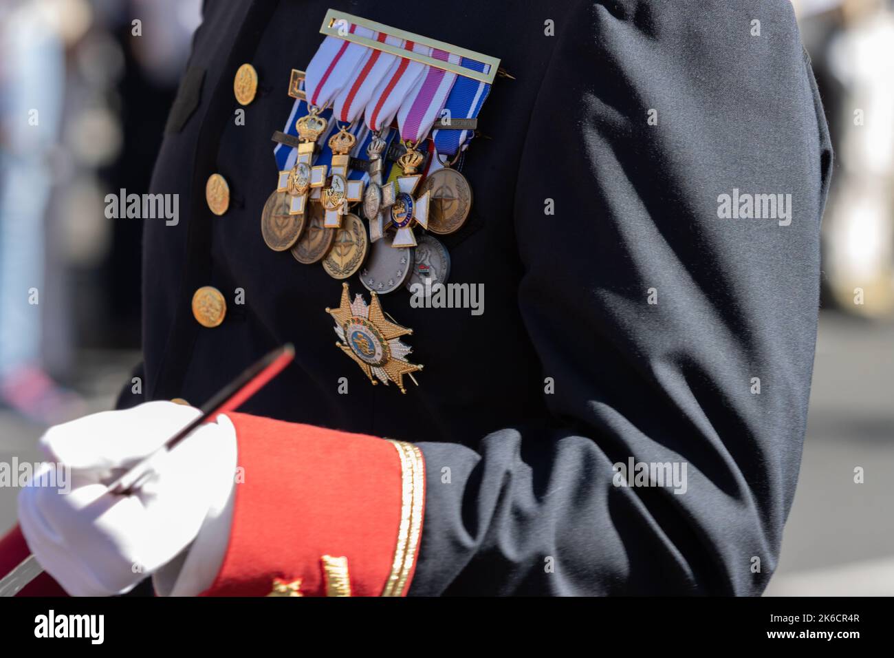 Die Militärparade zum Gedenken an den Hispanic Day und die spanischen Streitkräfte Stockfoto