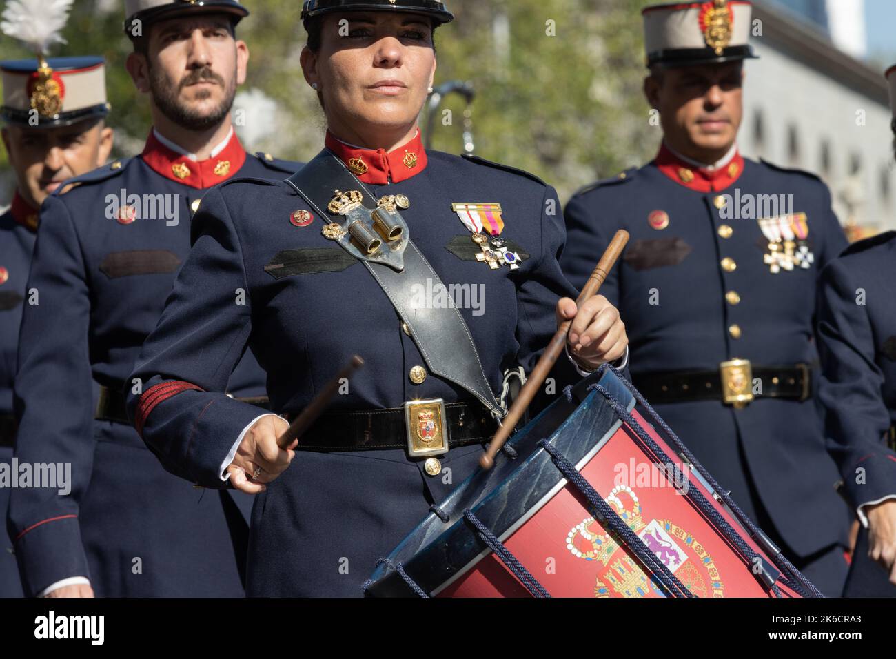 Eine Militärparade zum Gedenken an den Hispanic Day und die spanischen Streitkräfte Stockfoto