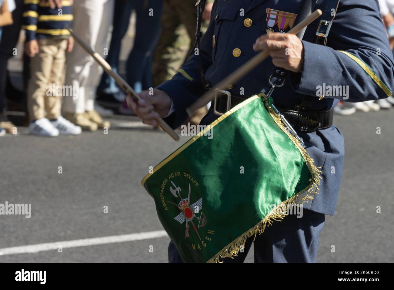 Eine Militärparade zum Gedenken an den Hispanic Day und die spanischen Streitkräfte Stockfoto