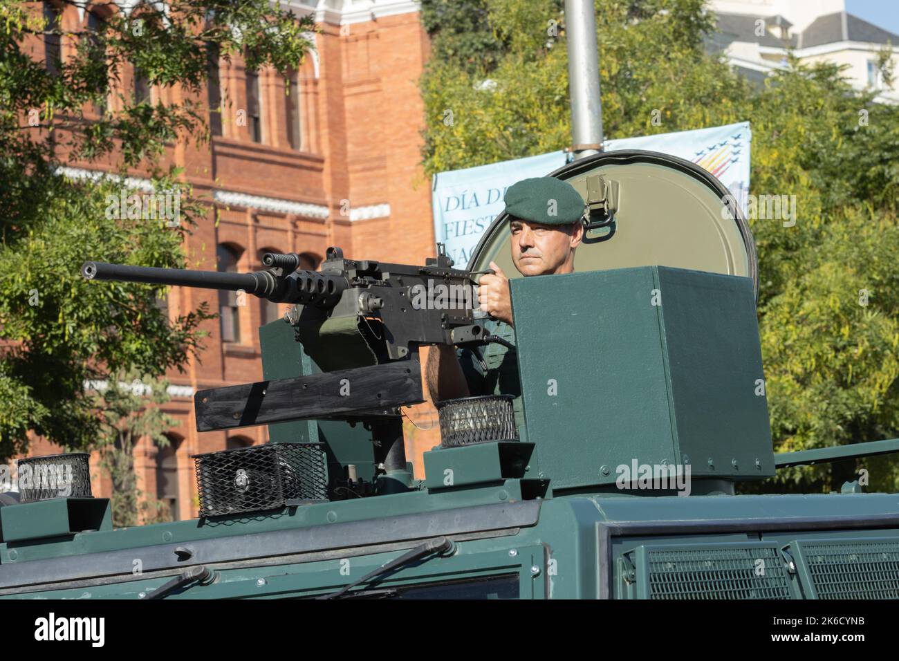 Die Militärparade zum Gedenken an den Hispanic Day und die spanischen Streitkräfte in Madrid, Spanien Stockfoto