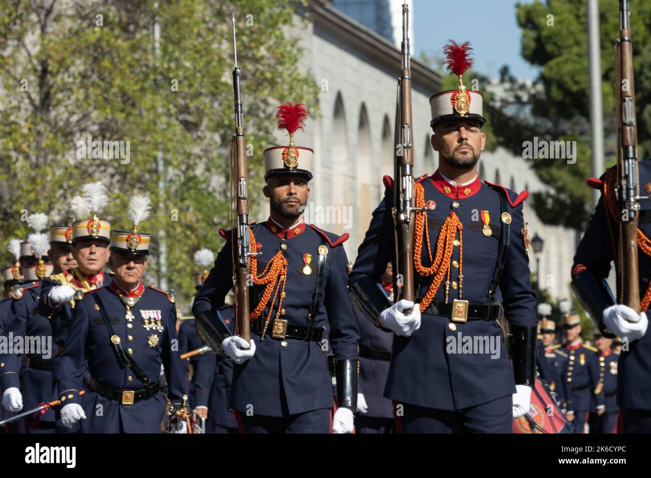 Die Militärparade zum Gedenken an den Hispanic Day und die spanischen Streitkräfte in Madrid, Spanien Stockfoto