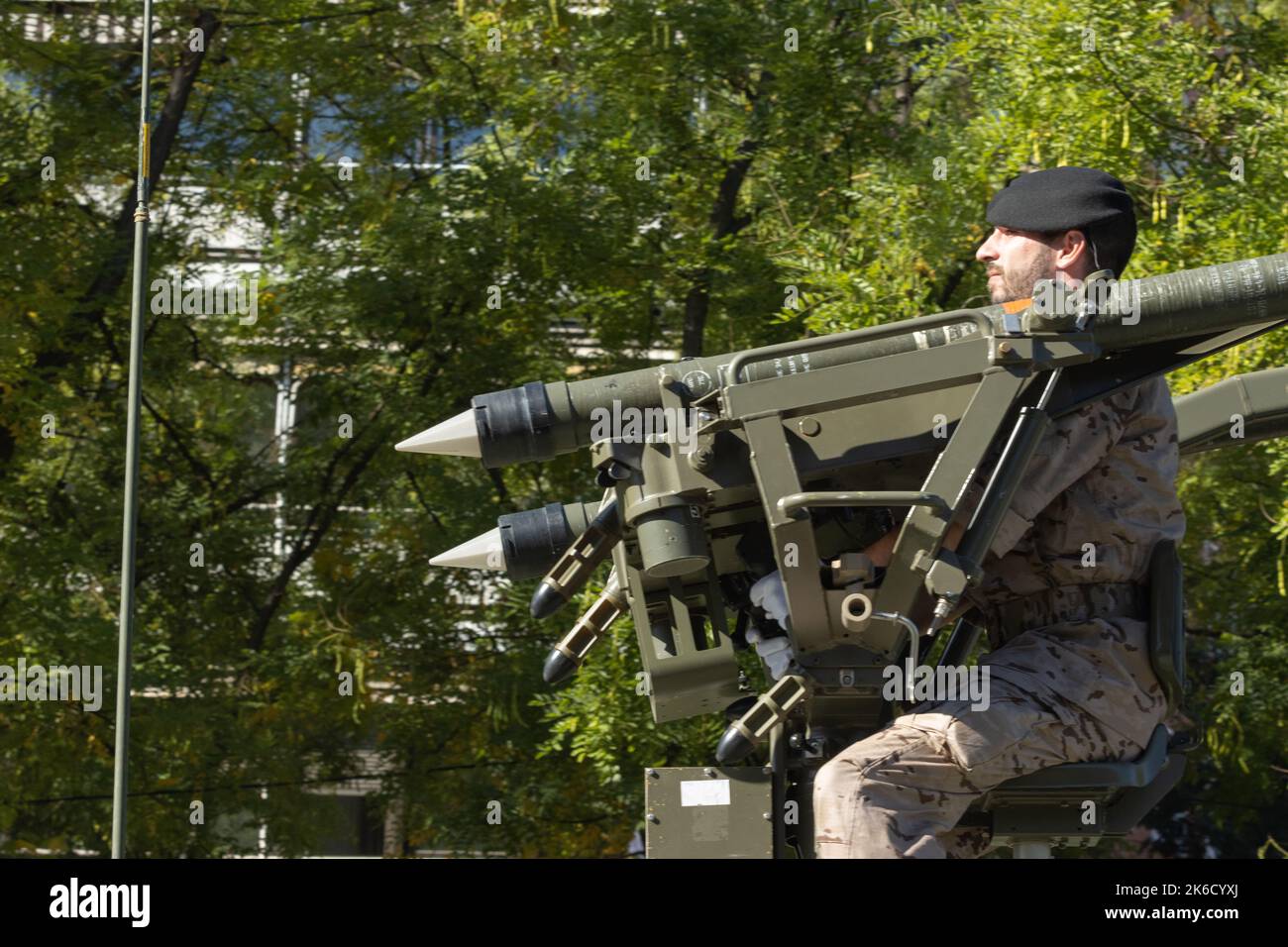 Die Militärparade zum Gedenken an den Hispanic Day und die spanischen Streitkräfte in Madrid, Spanien Stockfoto