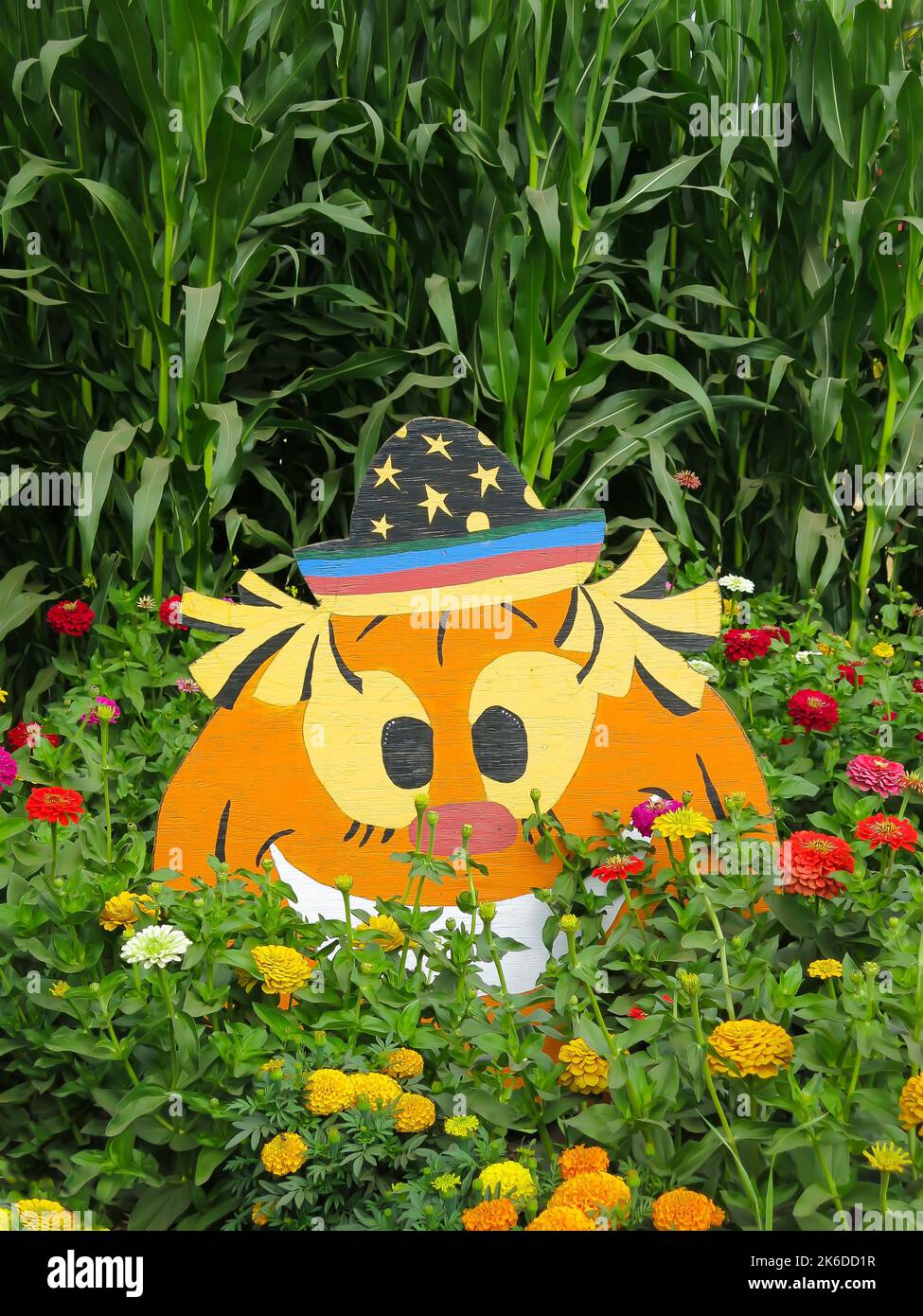 Halloween-Dekoration am Eingang zum Kürbis-Aufnäher Stockfoto