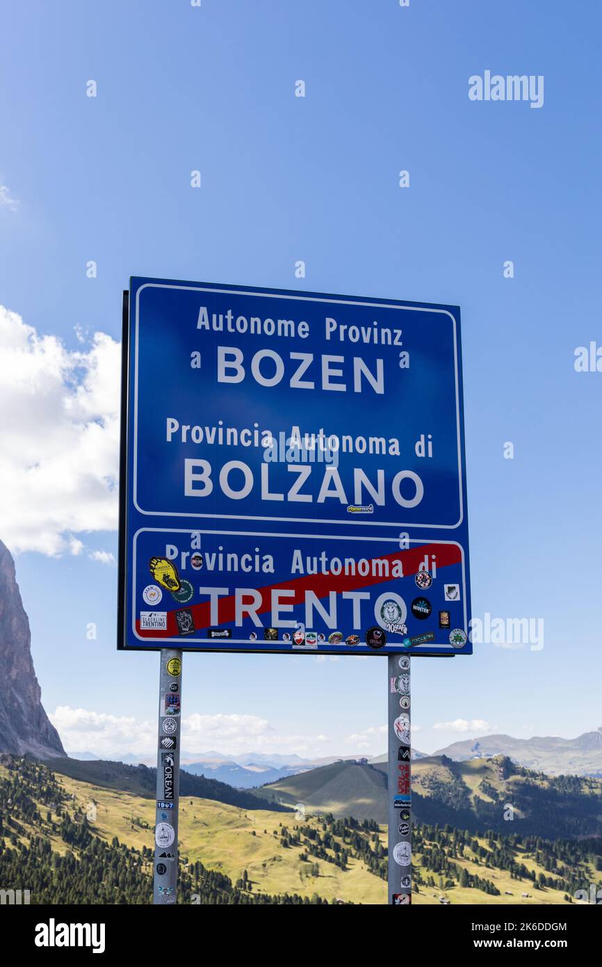 Autonome Provinz Bozen (Bozen) Straßenschild, Südtirol, Italien Stockfoto