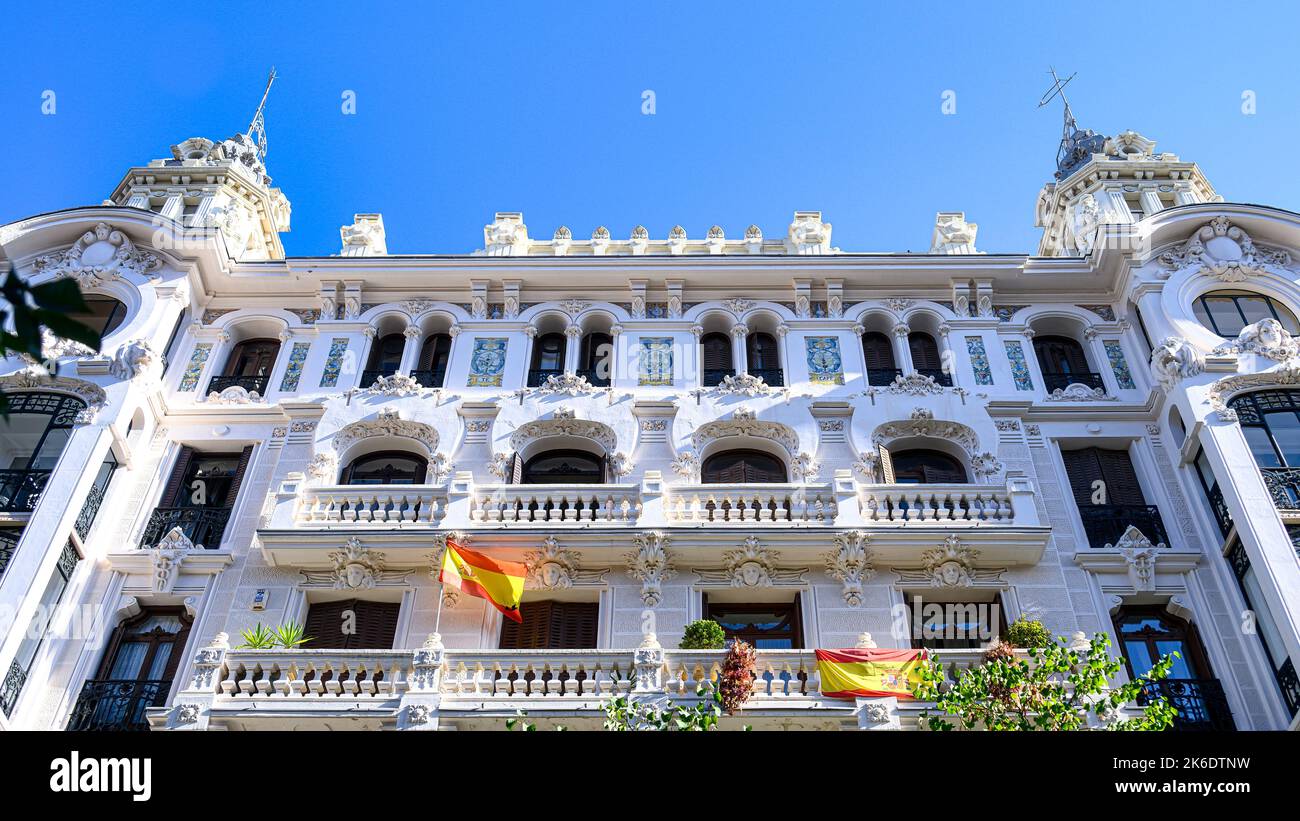 Gebäude der Colonial Company, architektonisches Merkmal in der Fassade oder Außenwand. Stockfoto