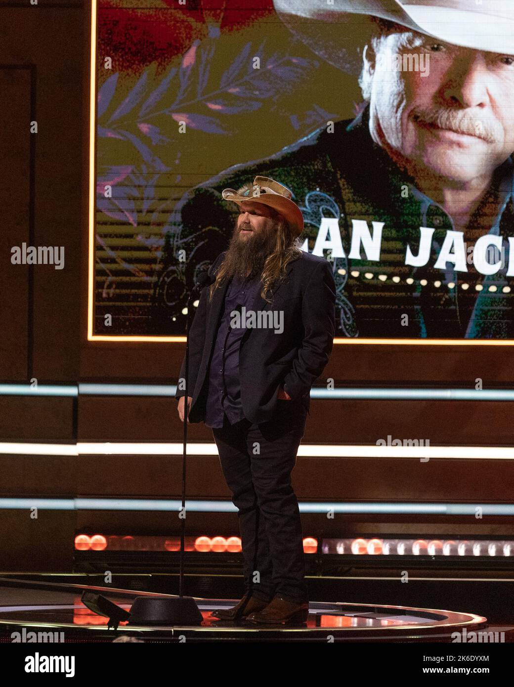 Christ Stapleton präsentiert sich am 12. Oktober 2022 auf der Bühne des CMT Artists of the Year im Nashville Schermerhorn Symphony Center in Nashville, TN. (Foto von Justin Renfroe/ Sipa USA) Stockfoto
