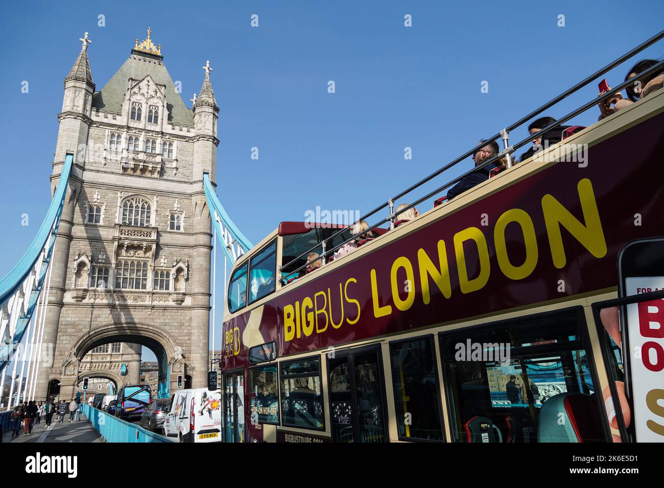 Die Tower Bridge in London, England, Vereinigtes Königreich Großbritannien Stockfoto