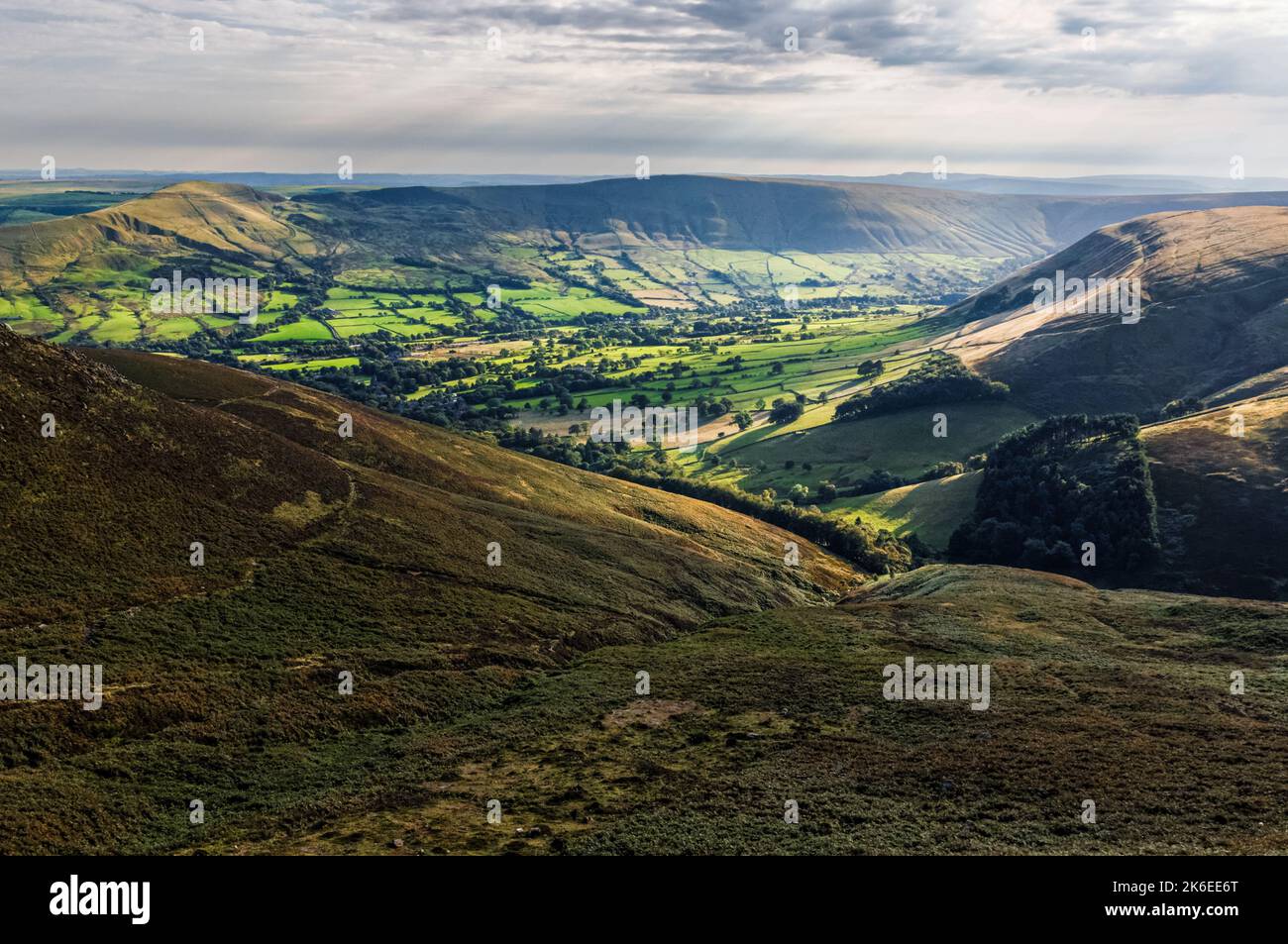 Blick auf das Edale Tal im Peak District National Park, Derbyshire, England, Großbritannien Stockfoto