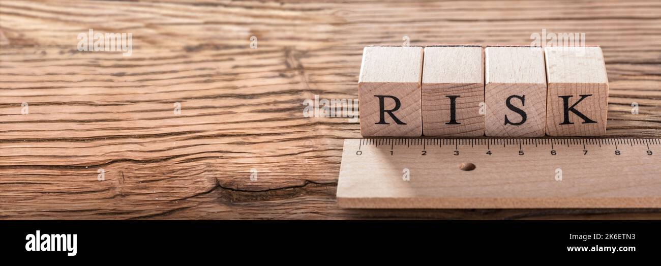 Strategische Risikoanalyse Und -Messung. Strategy Ruler-Blöcke Stockfoto