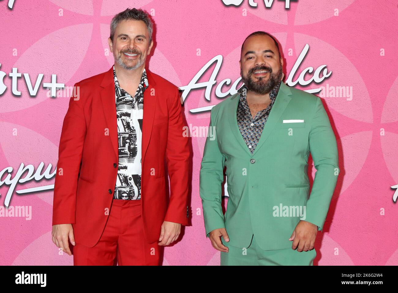 LOS ANGELES - Okt 13: Jason Shuman, Eduardo Cisneros bei der 'Acapulco'-Saison 2 Premiere im London Hotel am 13. Oktober 2022 in West Hollywood, CA Stockfoto