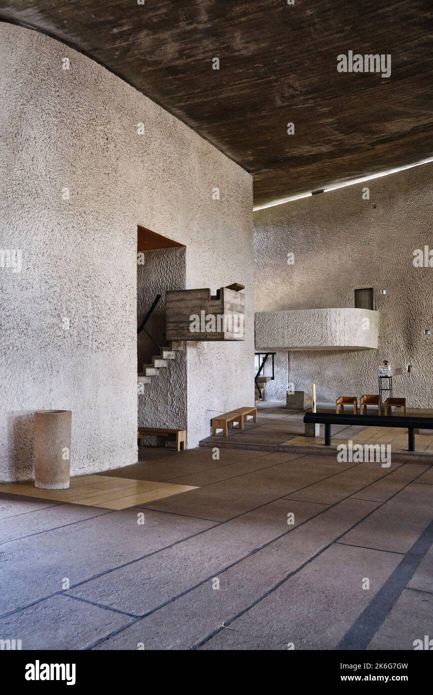 Ronchamp, Bourlemont Hill (Nordostfrankreich): Kapelle Notre Dame du Haut (Unsere Liebe Frau von den Höhen). Die Kapelle wurde 19 vom Architekten Le Corbusier erbaut Stockfoto