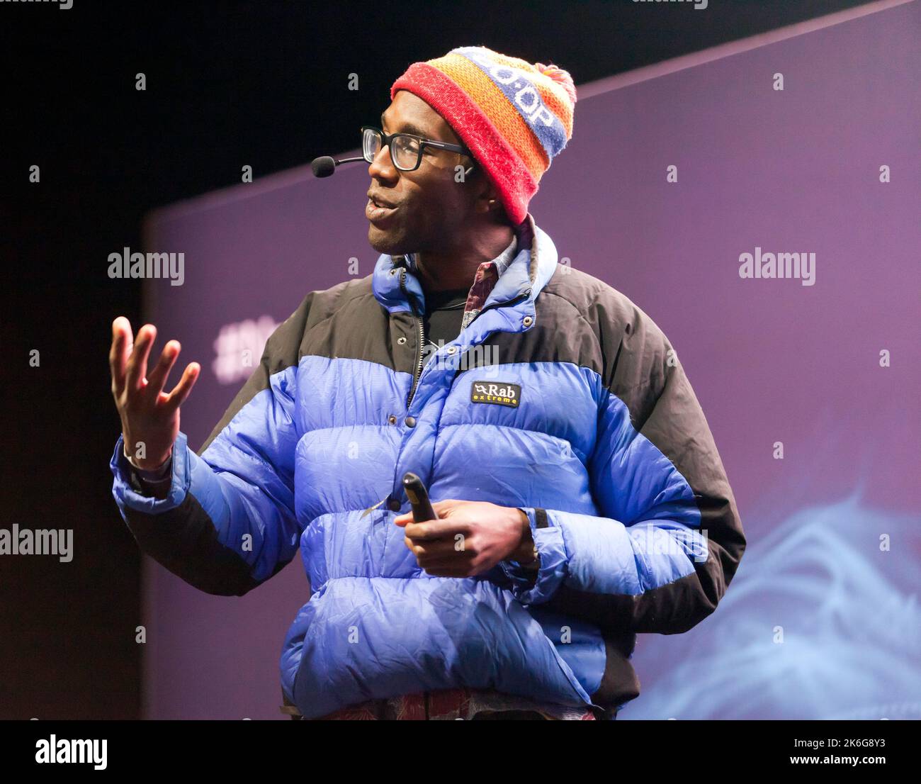 Chris Jackson spricht über die geologischen Aufzeichnungen über den Klimawandel, auf der zukünftigen Bühne bei New Scientist Live 2022 Stockfoto