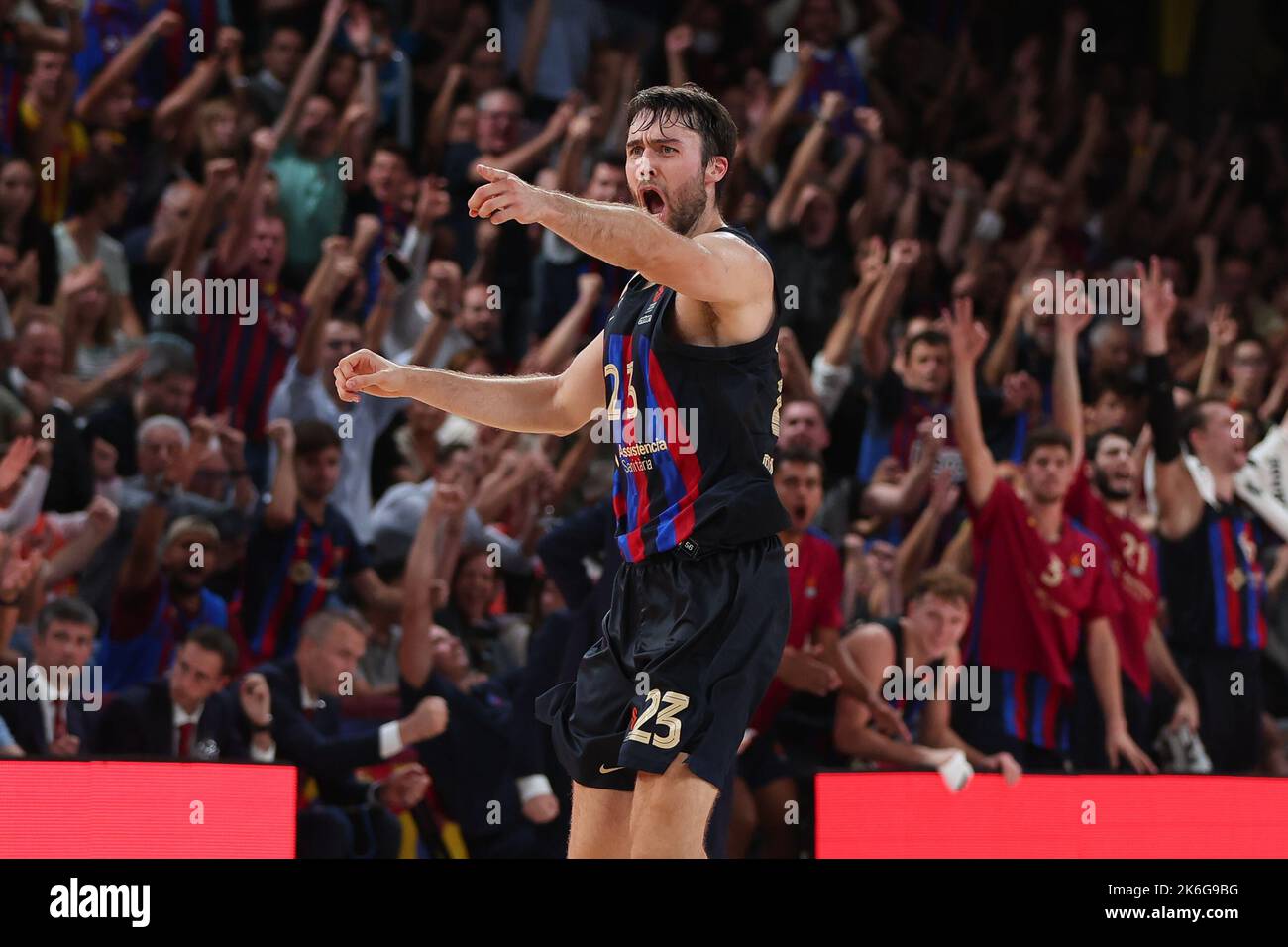 Mike Tobey vom FC Barcelona beim EuroLeague-Spiel der Turkish Airlines zwischen dem FC Barcelona und Real Madrid im Palau Blaugrana Stockfoto