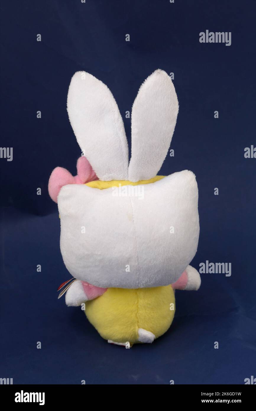Hello Kitty Weiche Spielzeug mit Hasen Ohren Rückansicht Stockfoto