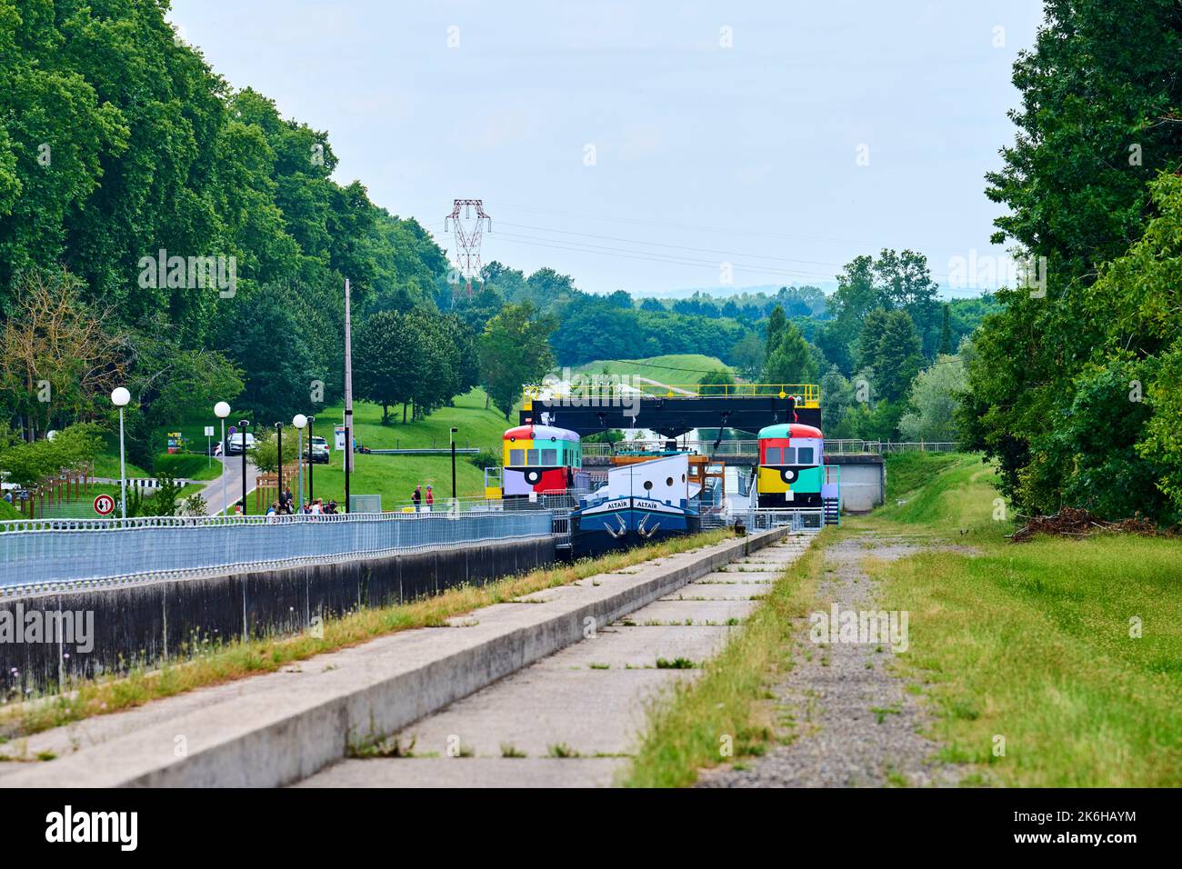 Montech (Südwest-Frankreich): Die Montech-Wasserflanke, ein Kanal geneigtes Flugzeug, das auf dem Canal de Garonne gebaut wurde. Der Standort des Montech Wasserhangs ren Stockfoto