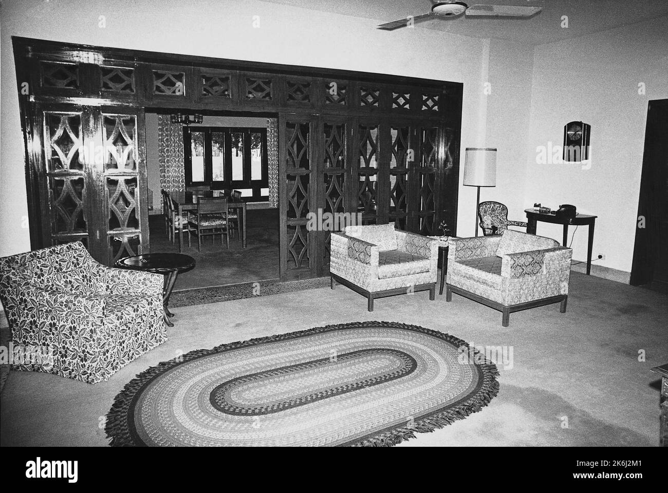 Islamabad - Executive Level Position Residence - 1982, Vereinigte Staaten Fotos im Zusammenhang mit Botschaften, Konsulaten und anderen Überseegebäuden Stockfoto