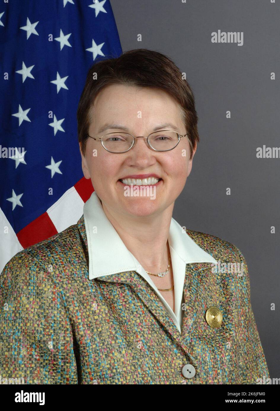 Offizielles Porträt von Patricia Butenis, USA Designierter Botschafter in Bangladesch Stockfoto
