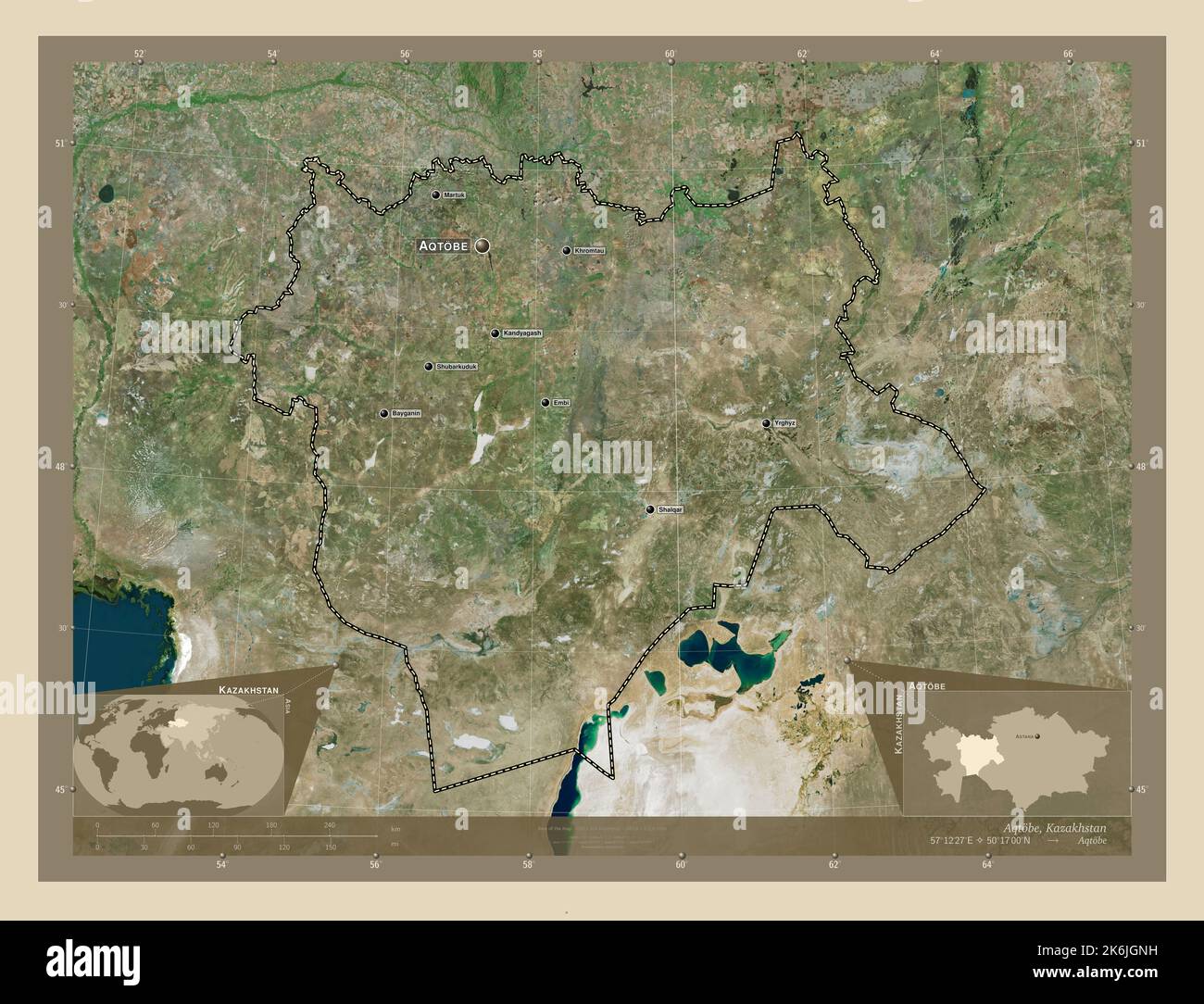 Aqtobe, Region von Kasachstan. Hochauflösende Satellitenkarte. Orte und Namen der wichtigsten Städte der Region. Karten für zusätzliche Eckposition Stockfoto