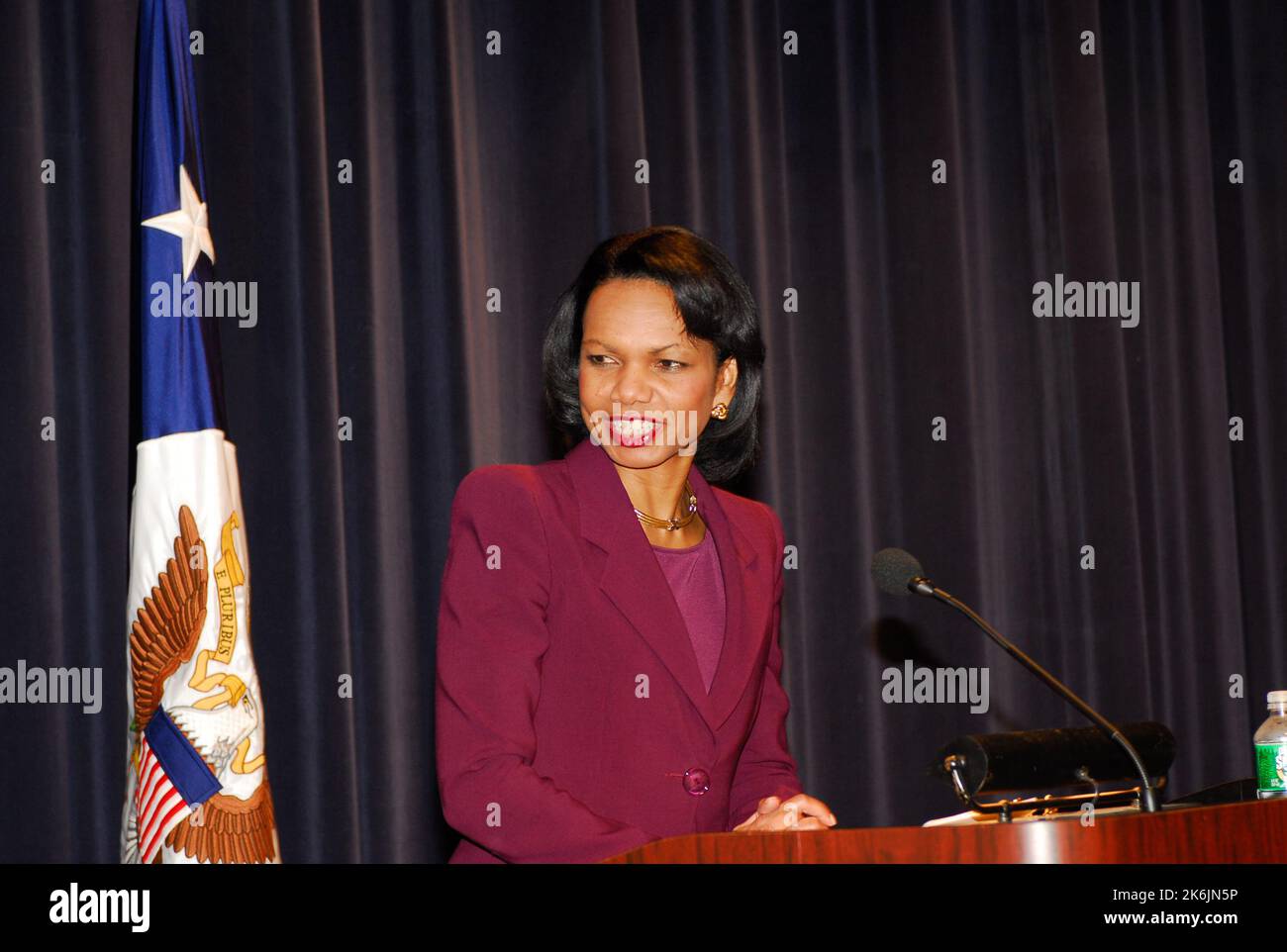 Gipfeltreffen über globales Altern im Dean Acheson Auditorium, bei dem Teilnehmer aus Regierung, Universitäten und dem privaten Sektor die Auswirkungen der Bevölkerungsalterung auf Wirtschaftswachstum, Arbeitskräfte, Handel, Migration, internationale Beziehungen, Und der nationalen Sicherheit. Stockfoto