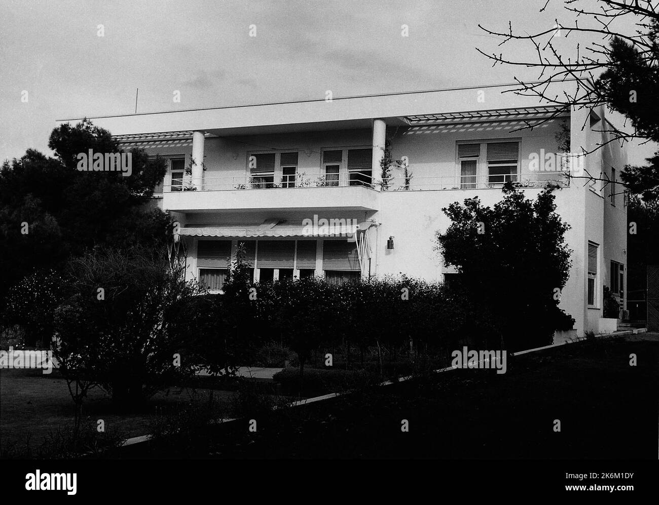 Athen - Executive Level Position Residence - 1960, Vereinigte Staaten Fotos im Zusammenhang mit Botschaften, Konsulaten und anderen Überseegebäuden Stockfoto