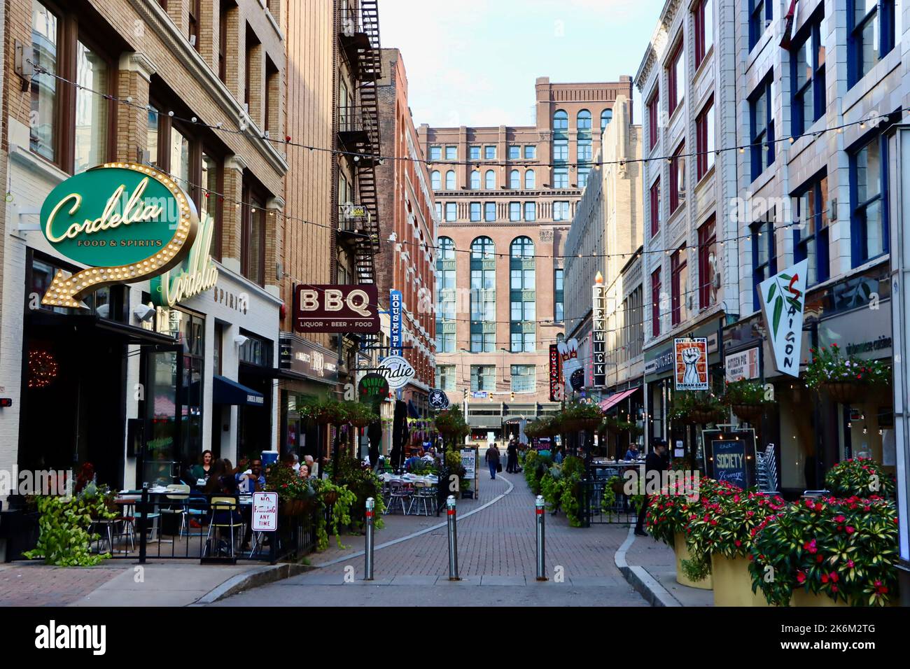 Corner Alley in der Innenstadt von Cleveland, Ohio Stockfoto