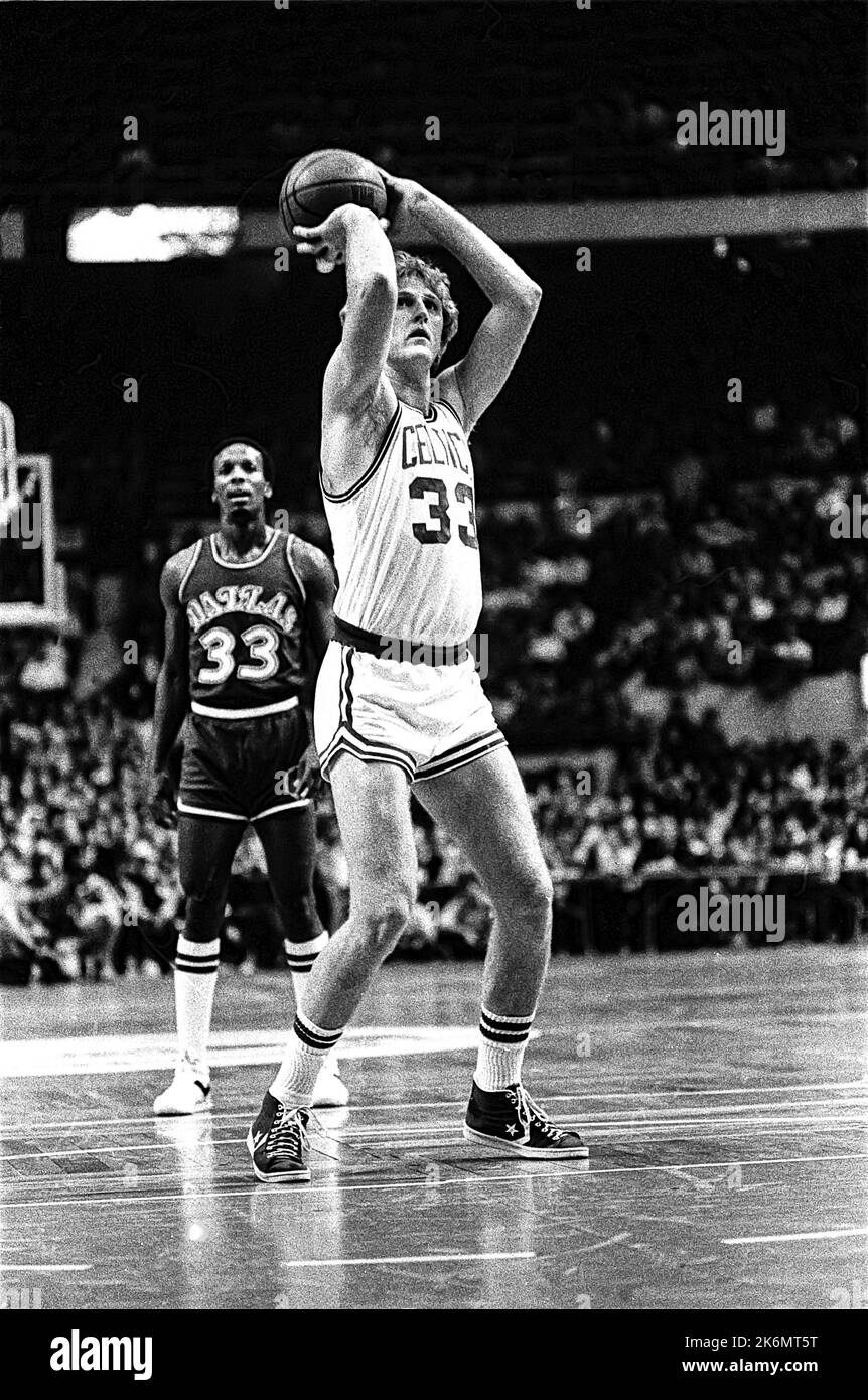 Larry Bird im Wettbewerb für die NBA Boston Celtics während der Saison 1981-82 Stockfoto