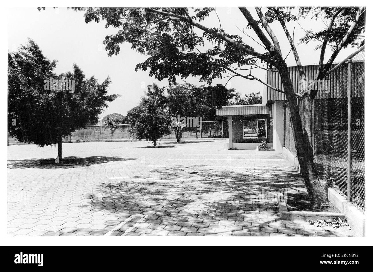 Managua - Konsulat Office Building - 1979, USA Fotos im Zusammenhang mit Botschaften, Konsulaten und anderen Überseegebäuden Stockfoto
