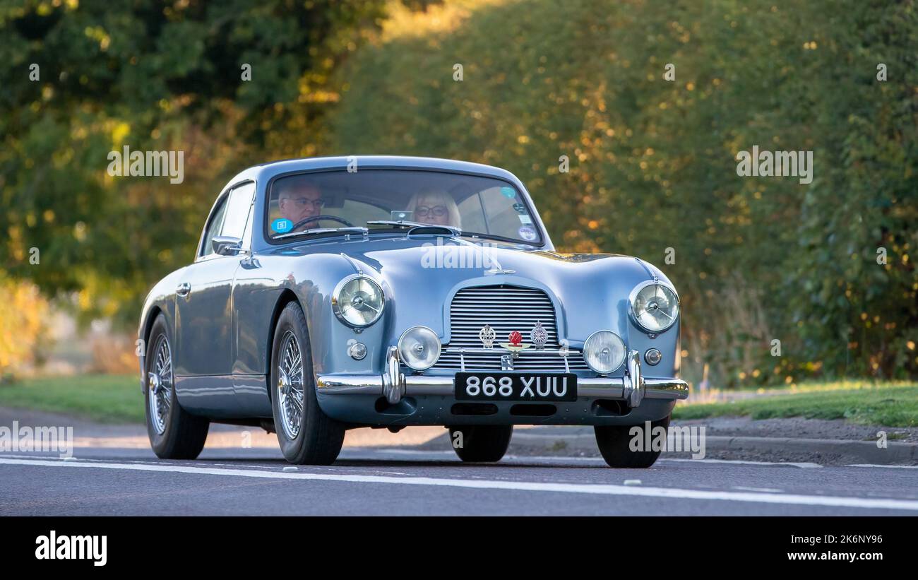1954 Aston Martin DB2 4 3,0 Lire Drophead Coupe Stockfoto