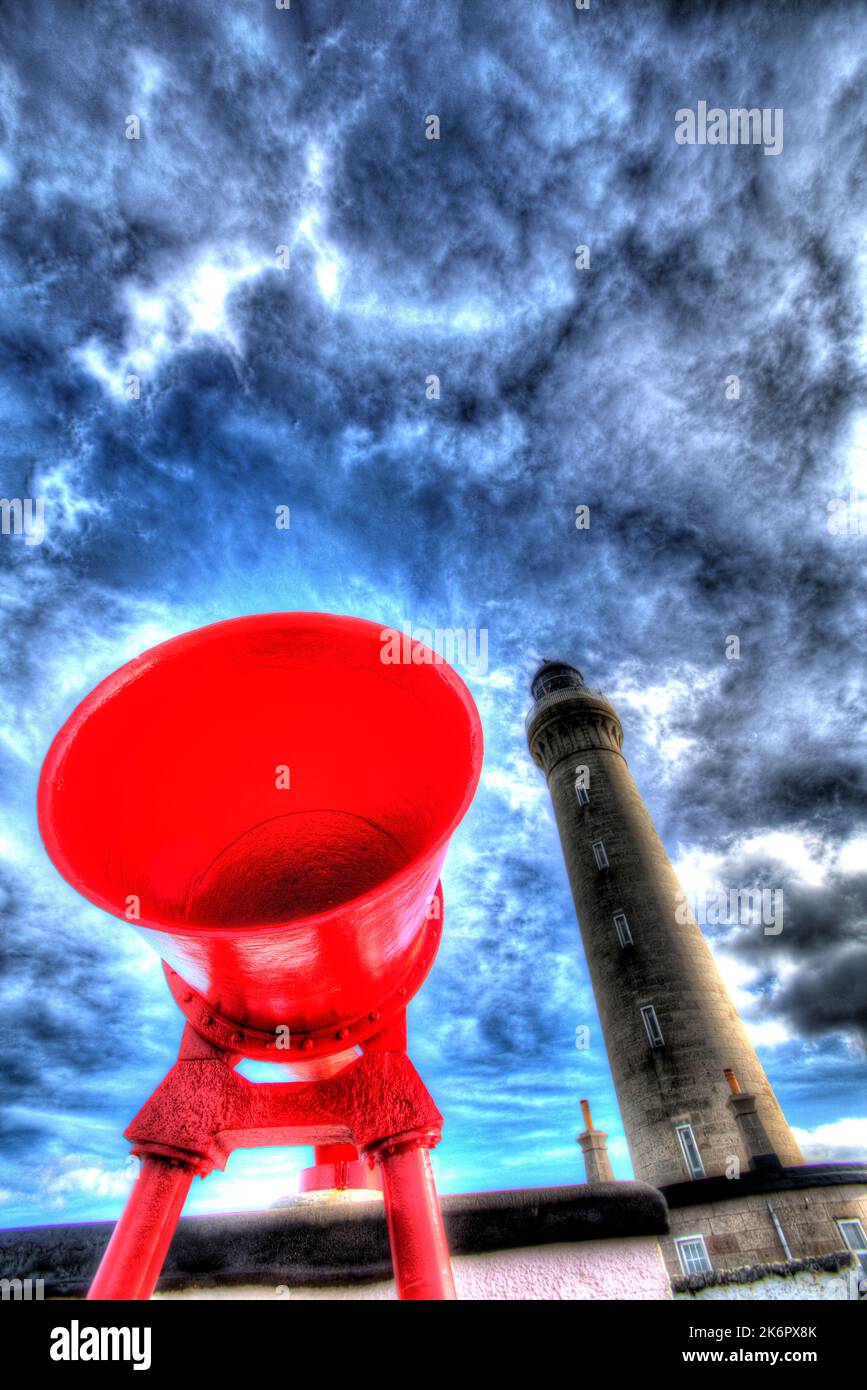 Halbinsel von Ardamurchan, Schottland. Künstlerische Nahaufnahme eines Nebelhorns am von Alan Stevenson entworfenen Ardnamurchan Lighthouse. Stockfoto