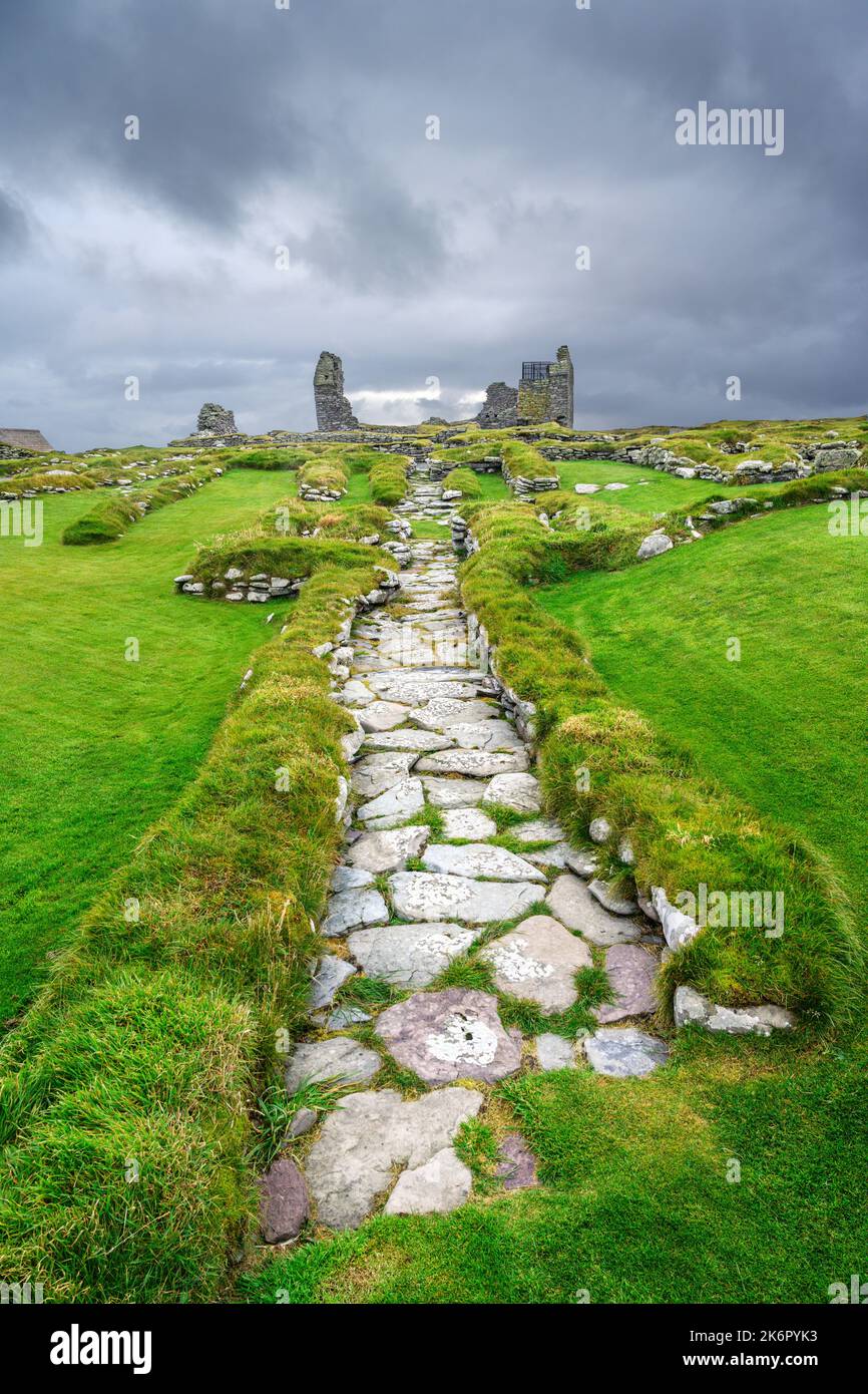 Die prähistorische archäologische Stätte von Jarlshof, Sumburgh, Festland, Shetland, Schottland, VEREINIGTES KÖNIGREICH Stockfoto