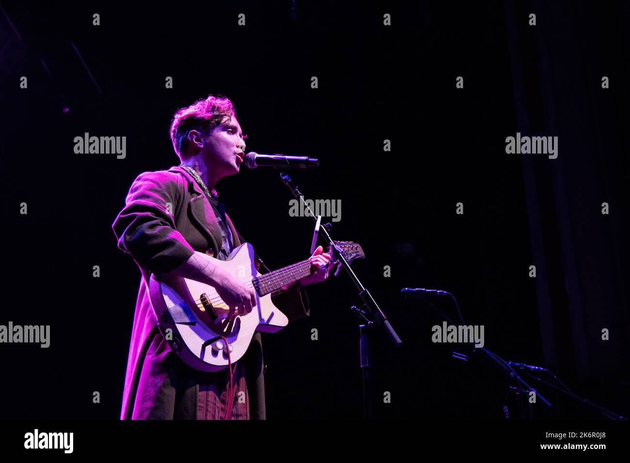 Glasgow, Großbritannien - Sänger David Keenan unterstützt Counting Crows bei der O2 Academy, Glasgow, 14.. Oktober 2022 Credit: Jill ODonnell/Alamy Live News Stockfoto