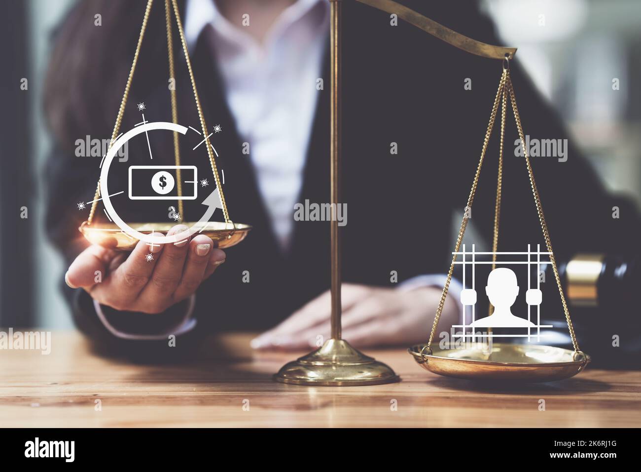 Rechtsanwalt Business Frau arbeitet in Büro-Arbeitsplatz für Berater Anwalt Konzept Stockfoto