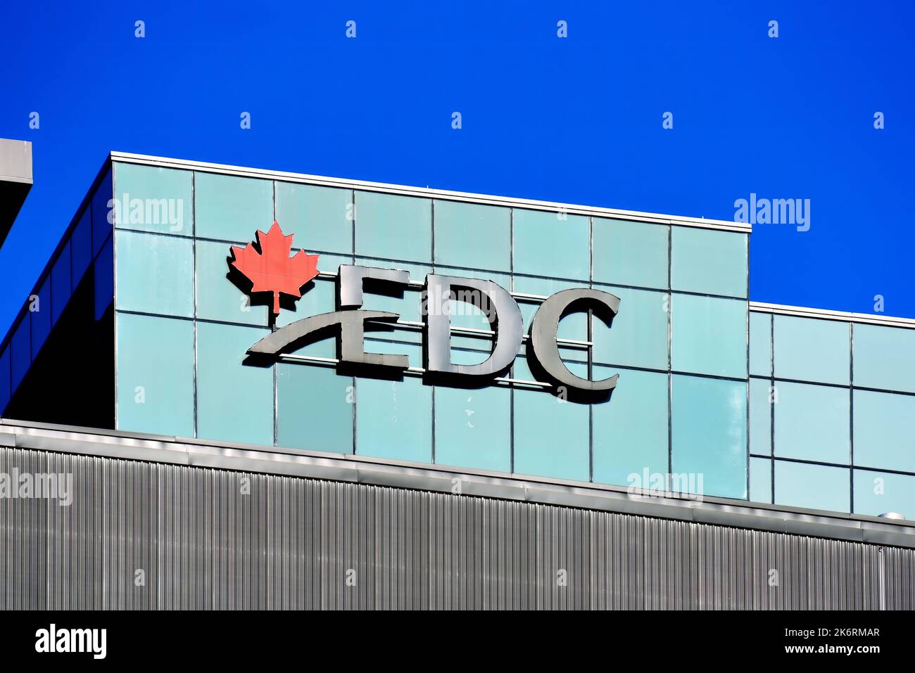 Ottawa, Kanada 30. September 2022 Unterzeichnen Sie das Gebäude des