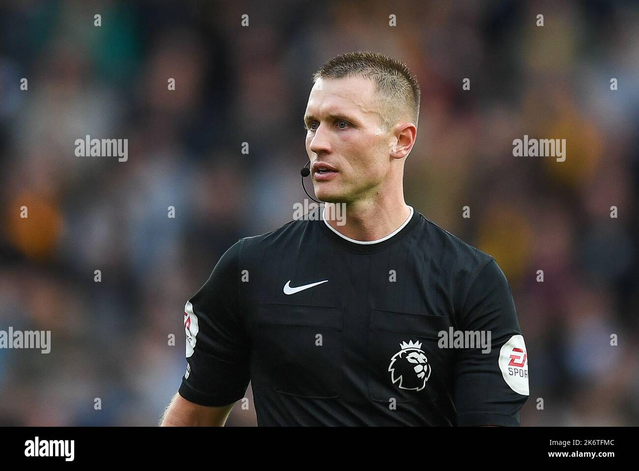 Schiedsrichter , Thomas Bramall, während des Premier League-Spiels Wolverhampton Wanderers gegen Nottingham Forest in Molineux, Wolverhampton, Großbritannien, 15.. Oktober 2022 (Foto von Mike Jones/Nachrichtenbilder) Stockfoto