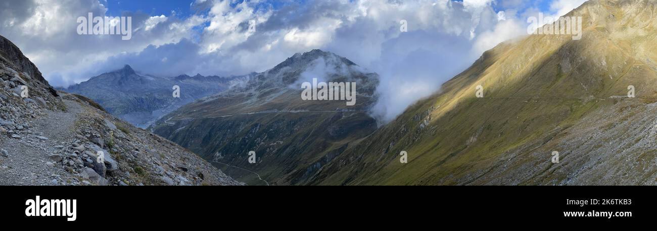 Panorama, dynamisches Wetter, Furkapass, Wallis, Schweiz Stockfoto