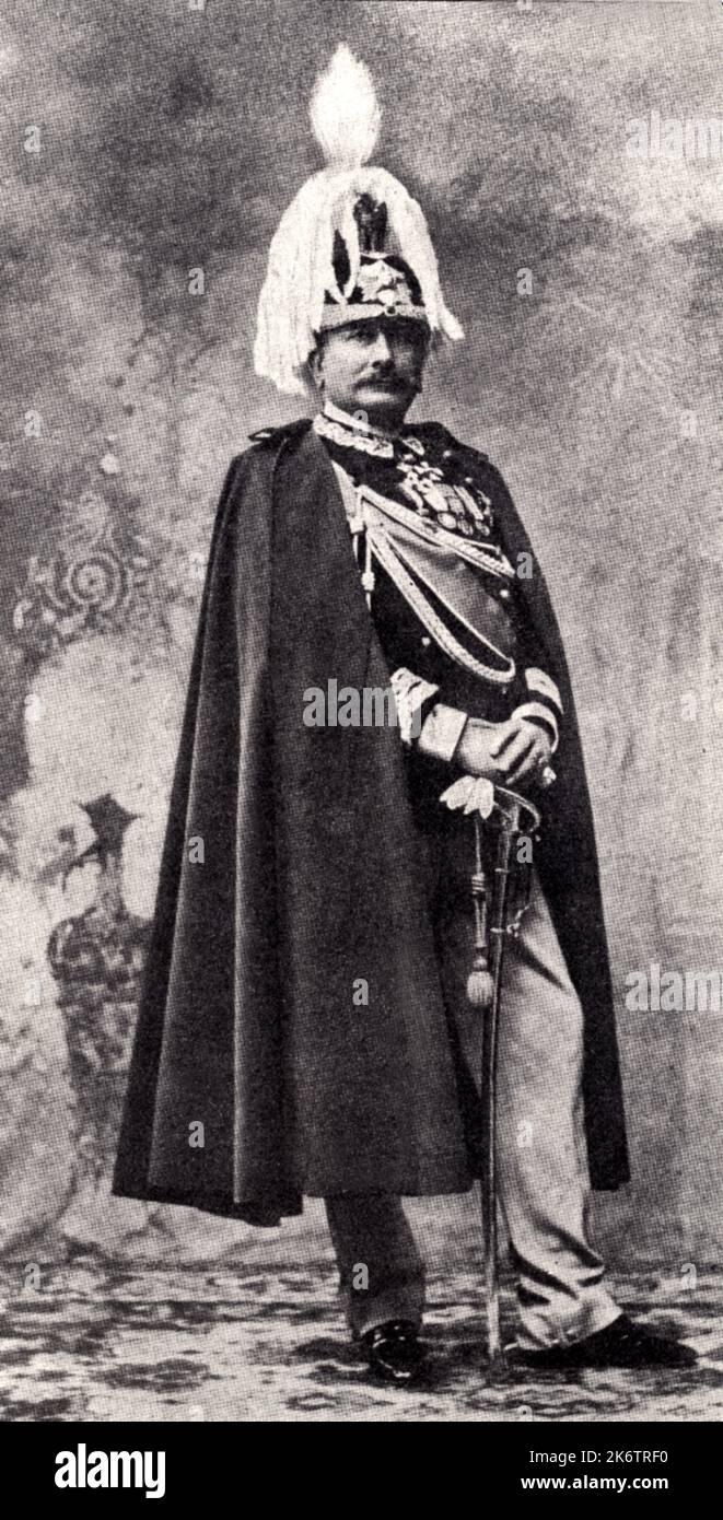 1872 Ca , ITALIEN : der Generale DOMENICO PERRUCCHETTI ( 1939 - 1916 ), der erste, der die Schaffung von Bergabteilungen vorgeschlagen, zur Verteidigung der italienischen Grenzen in den Alpen. Er fand seinen Verbündeten den Kriegsminister General Ricotti-Magnani (der der Gründer des italienischen Alpenvereins CAI gewesen war), der den Vorschlag vom Parlament gebilligt hatte, lautet: Am 15. Oktober 1872, mit der Unterschrift des Königs von Italien Vittorio Emanuele II von Savoia, Die Geburt des Körpers der ALPINI aus den ursprünglichen CACCIATORI DELLE ALPI Truppen . Unbekannter Fotograf. - Unità d'Italia - RISORGIMENTO - IT Stockfoto