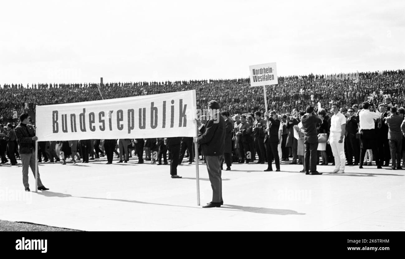 Berliner Treffen Fotos Und Bildmaterial In Hoher Aufl sung Alamy