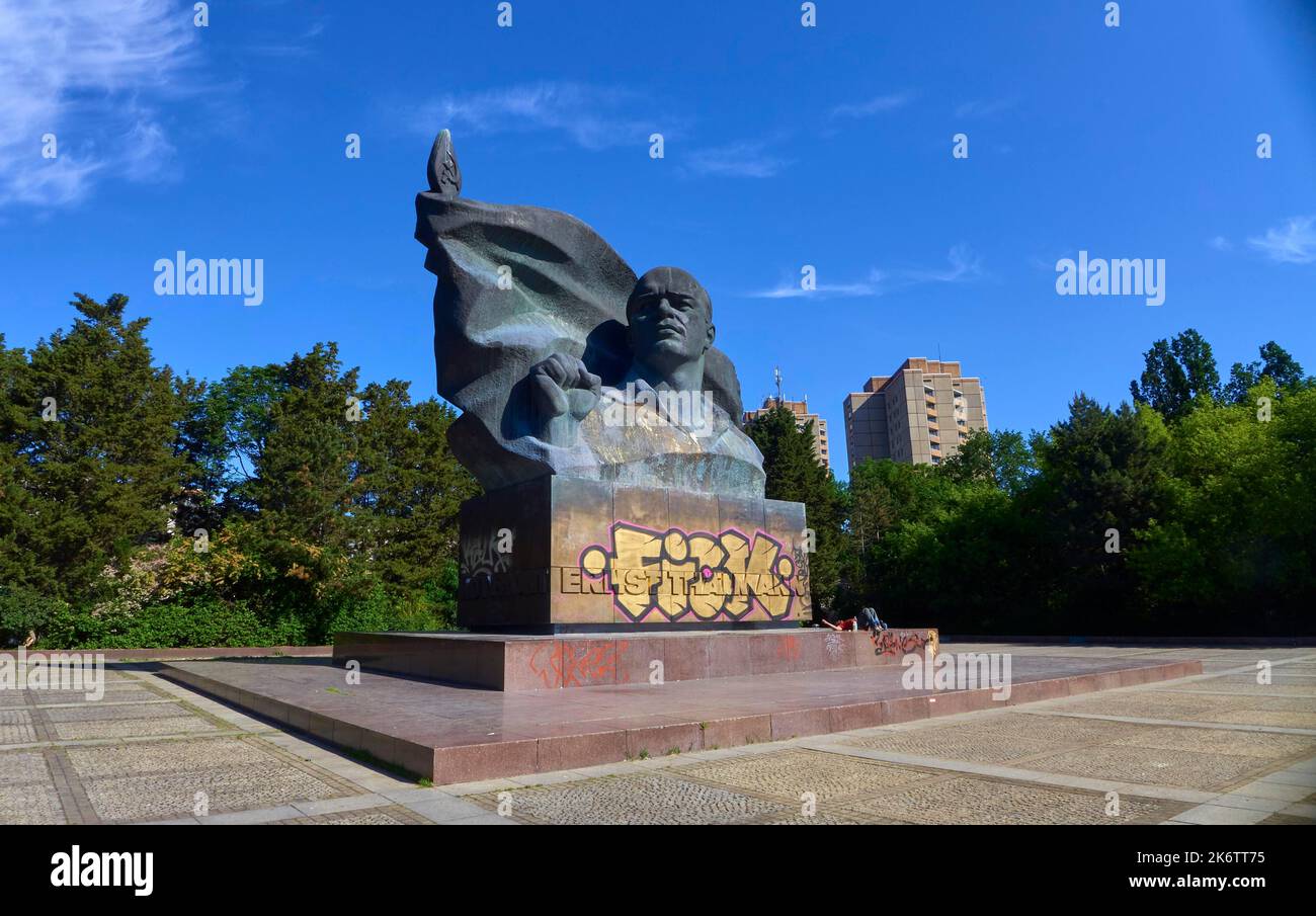 Deutschland, Berlin, 09. 06. 2021, Thaelmann-Denkmal im Ernst-Thaelmann-Park Stockfoto