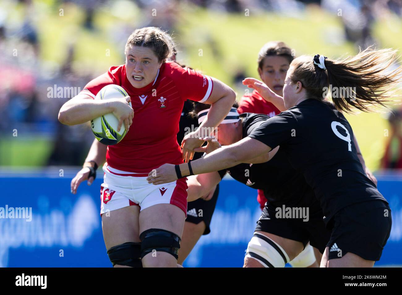 Der walisische Gwen Crabb während des Rugby-Weltmeisterschaft der Frauen im Waitakere Stadium, Auckland, Neuseeland. Bilddatum: Sonntag, 16. Oktober 2022. Stockfoto