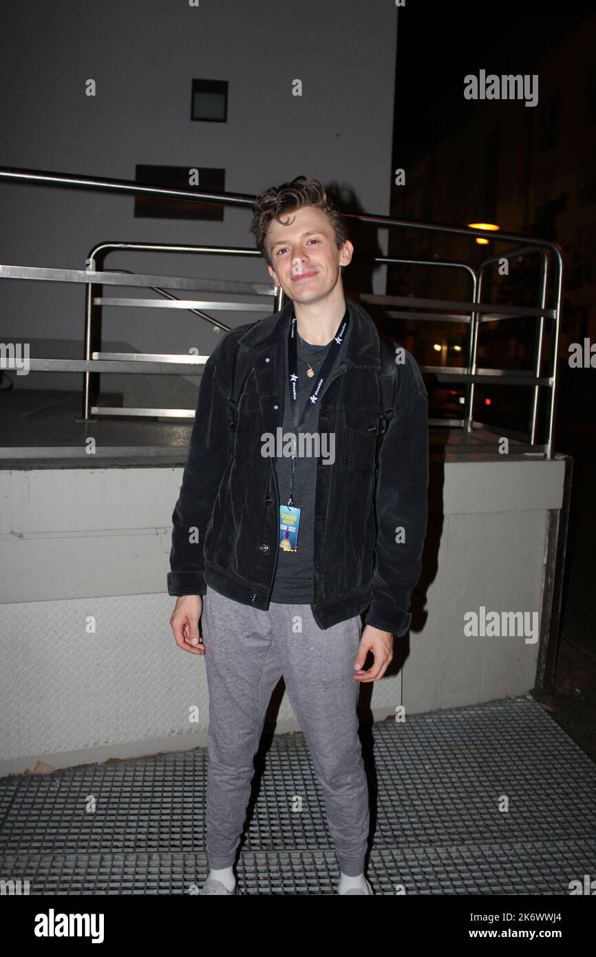 Michiel Janssens bei das Spongebob Musical - Bikini Bottom Live auf der Bühne in der Georg-Friedrich-Händel Halle. Halle/Saale, 14.10.2022 Stockfoto